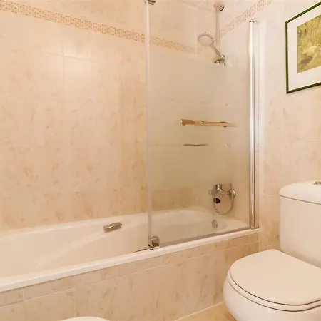 Apartment Golf Hill Canovas