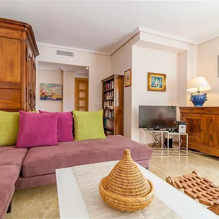 Golf Hill Canovas Apartment *