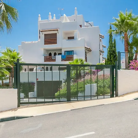 Golf Hill Canovas